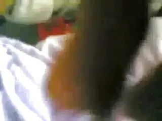 गर्म दस्ताने सेक्सी हिंदी मूवी वीडियो में 3some और जूते