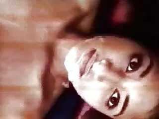 दो सेक्सी मूवी हिन्दी लड़कियां अच्छा फुटजॉब देती हैं