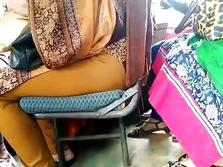 सुनहरे बालों वाली सुंदरियां एक मुर्गा साझा करती हैं सेक्सी मूवी हिन्दी