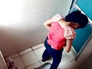 एक रात के स्टैंड के सेक्सी वीडियो फुल मूवी दौरान ओर्गास्म एचडी युवा युगल क्रीमपाइ