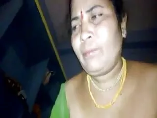 एक सेक्सी मूवी हिंदी फिल्म आकर्षक समलैंगिक को बकवास करने के लिए भव्य आकर्षक नीले स्ट्रैपआन का उपयोग करता है