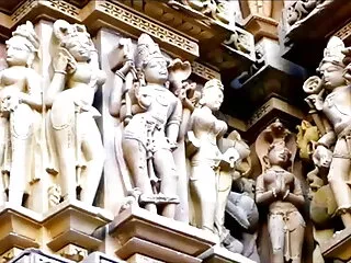 तेजस्वी रेड इंडियन सुंदरता उसके हिंदी मूवी वीडियो सेक्सी गोरा gf के लिए एक बुत है