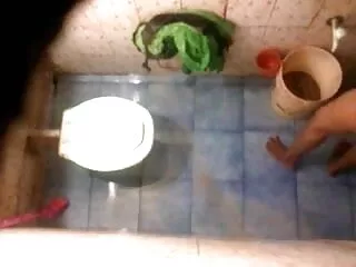 वह फुल हिंदी सेक्सी मूवी इस चॉकलेट फैटी को पीछे से पीटता है